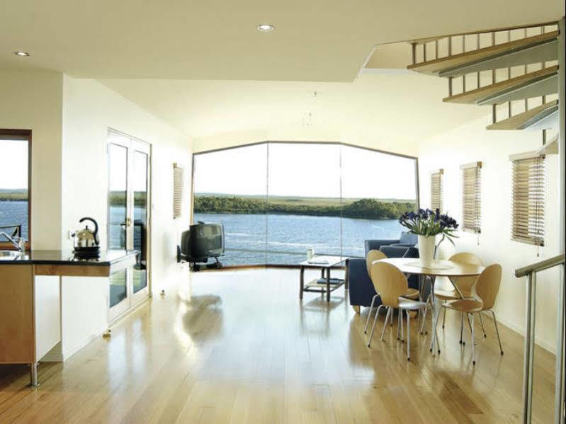 Wheelhouse Apartments Strahan Exterior foto